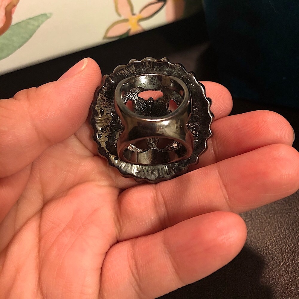 Fashion Ring - Picture 7 of 8